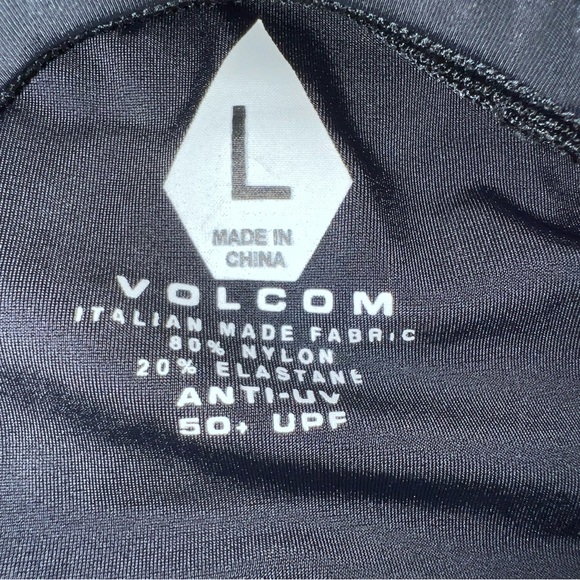 Surf Shirt - Picture 2 of 3